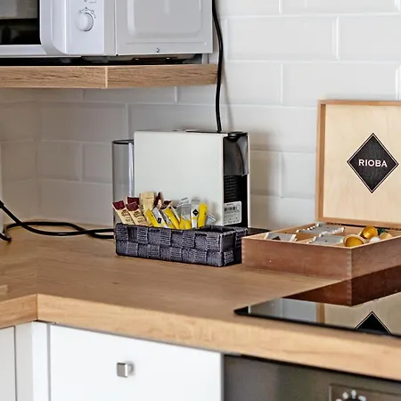 アパートホテル Novera - Galanda 24 3*