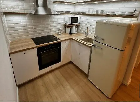 アパートホテル Novera - Galanda 24